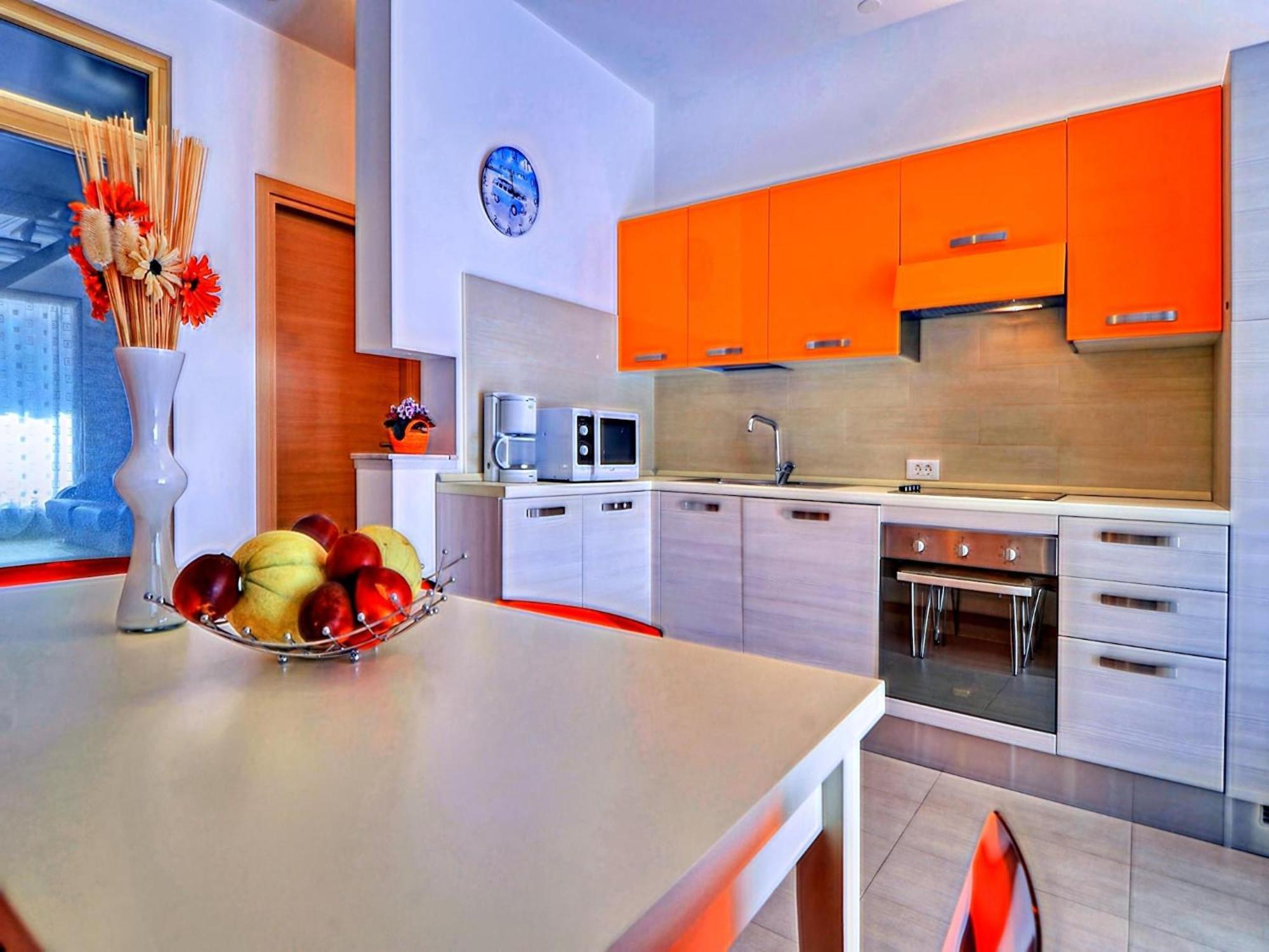Sun-Kissed Apartment In Bibinje With Garden Exteriér fotografie